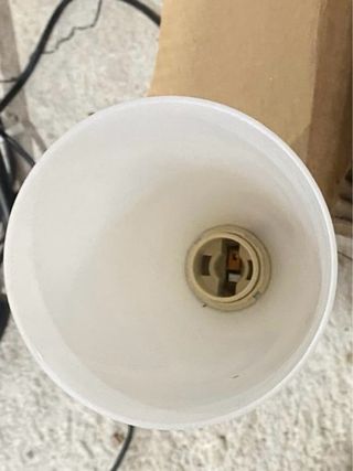 Lámpara de pie. Prácticamente nueva