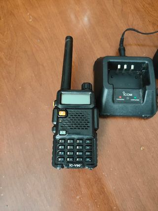 Walkie-talkie ICON IC-V90