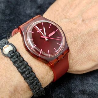 Reloj Swatch 'Burgundy Rebel' Año 2010