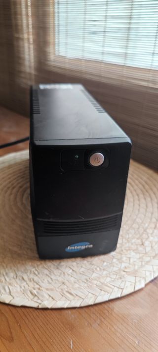 SAI Integra EPLUS 901 (230) – UPS Interactivo