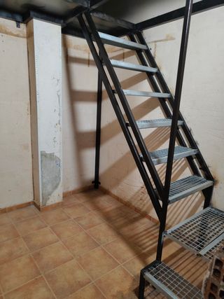 Escaleras y estructuras