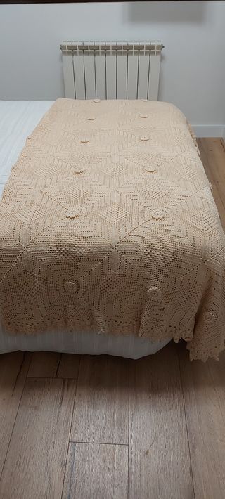 Manta/mantel/tapete/colcha de ganchillo
