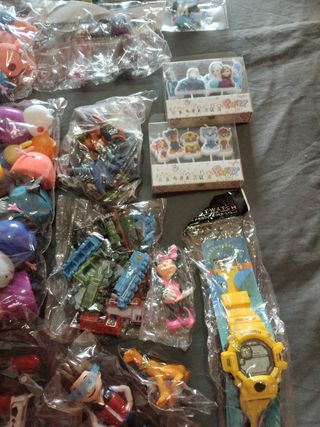 Lote juguetes PRECIO NO NEGOCIABLE 