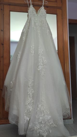 Vestido novia st Patrick colección 2023 talla S