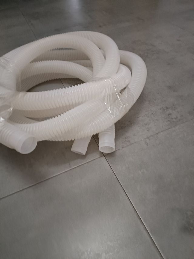 Depuradora de piscina de cartuchos.