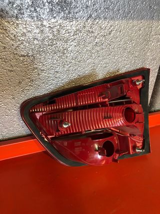 Piloto trasero izquierdo SEAT alambra