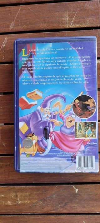 Película en VHS "Merlin el Encantador"