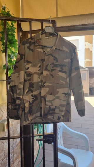 chaqueta  militar