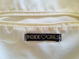 Bolso de tela en tonos azules y blancos