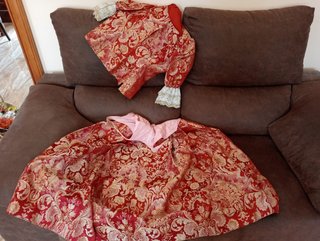 Trage de fallera precioso, regalo los zapatos