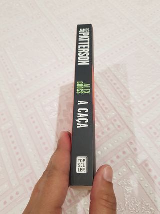 Livro da bolso "A caça"