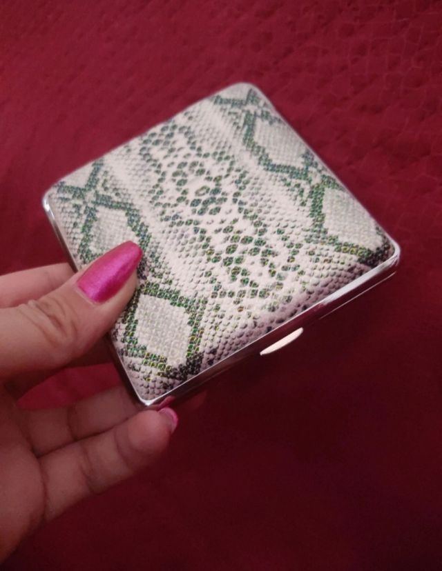 Portasigarette rigido