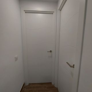 Carpintero Montador puertas