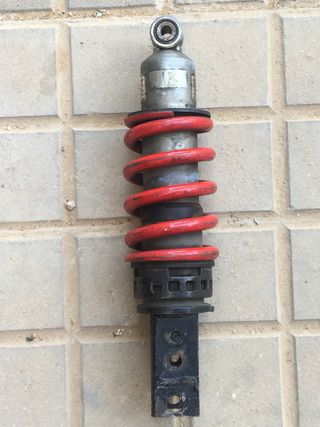 Amortiguador trasero de moto