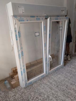 5 Ventanas abatibles de 2 hojas