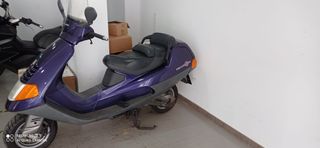Moto Piaggio Hexagon