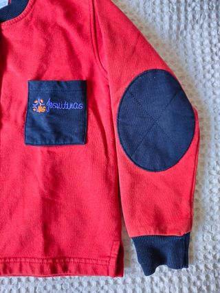 UNIFORME JESUITINAS TALLA 5-6 AÑOS