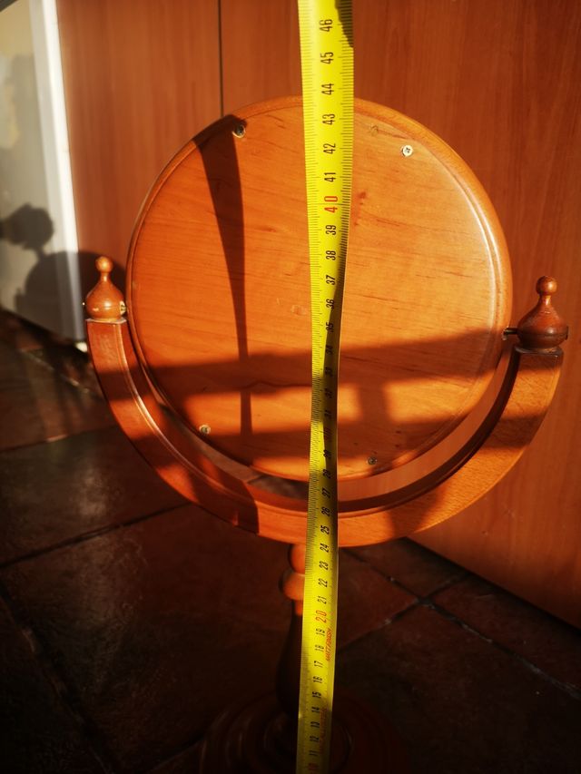 espejo de pie de madera