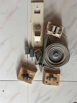 persiana  graduable balcón con guías incluidas