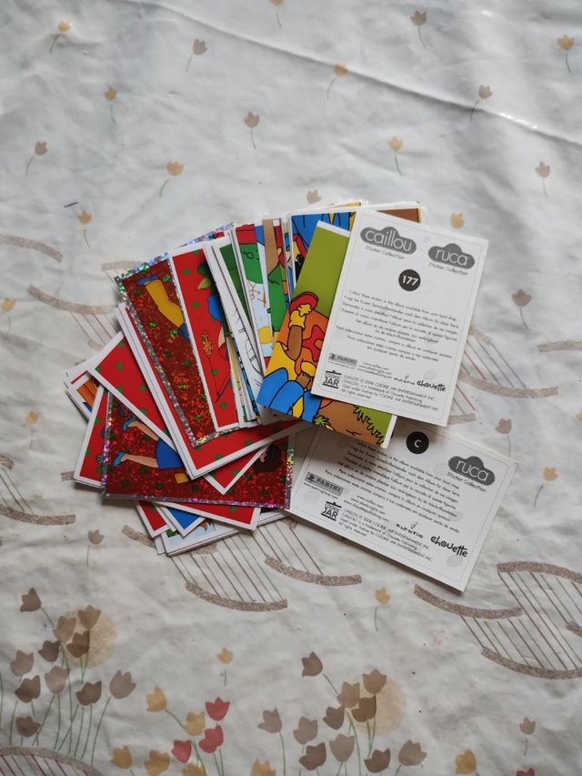 Lote 67 cromos Caillou (Panini)