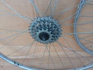 Llantas carretera clásicas