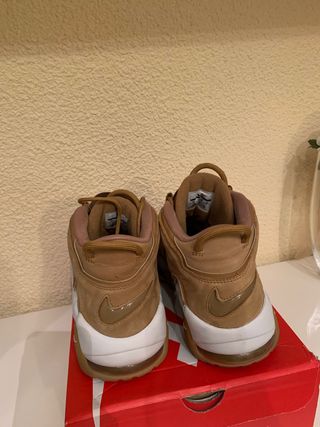 Nike air more uptempo Flax