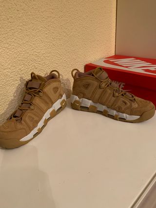 Nike air more uptempo Flax