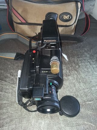 Videocámara Panasonic MC10