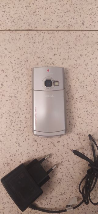 Movil libre...NOKIA N70...funcciona,tiene cargador