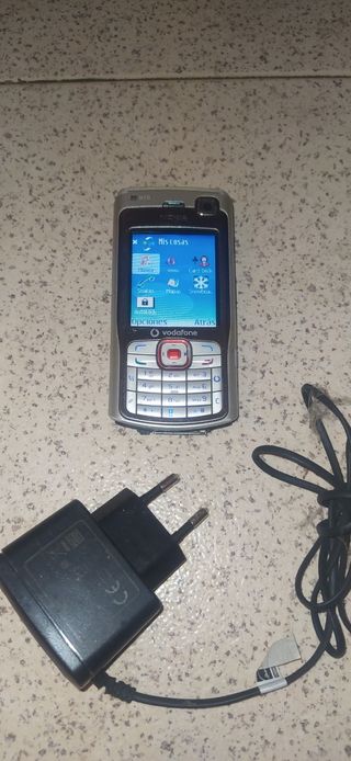 Movil libre...NOKIA N70...funcciona,tiene cargador