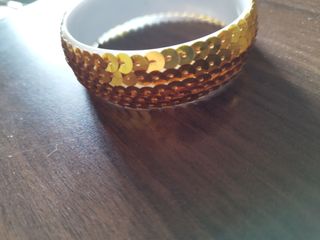 Pulsera fantasía lentejuelas doradas