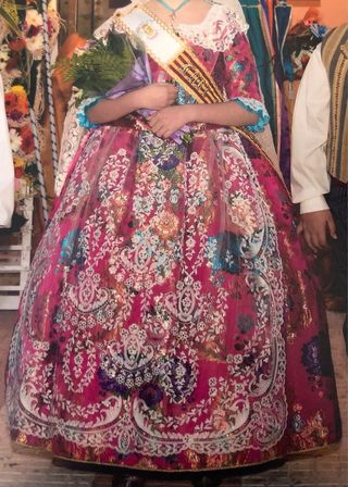 Traje fallera rosa y azul bolillos