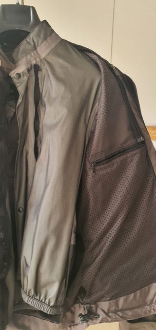 Cahqueta Tricapa Revit moto