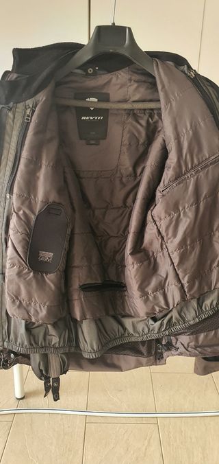 Cahqueta Tricapa Revit moto