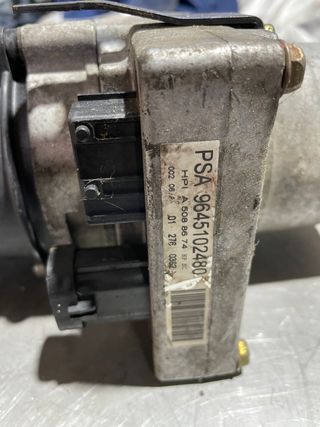 bomba direcion asistida peugeot 307