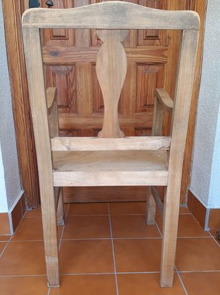 Antiguo Sillón de Madera