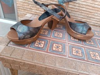 OFERTA!! Sandalias de tacón madera