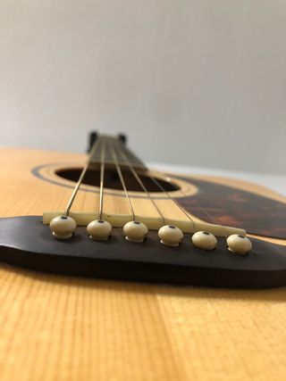 Guitarra electroacústica