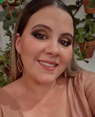 MAQUILLADORA SEVILLA