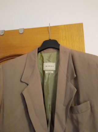 Americana de Zara piel