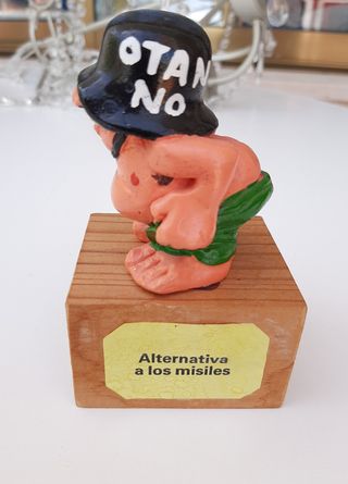 Soldado de Cerámica Otan No