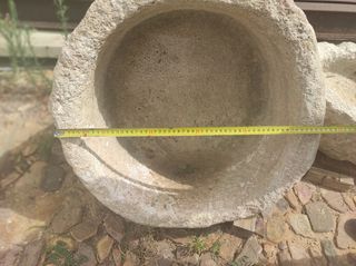 Pila de  agua  antigua de piedra  56*25cm