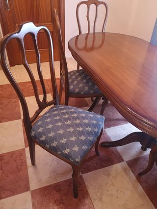 SALÓN CLÁSICO MESA + 6 SILLAS