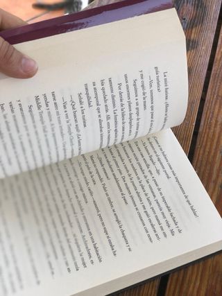 Novela  “Rubí” de la trilogía de Kerstin Gier