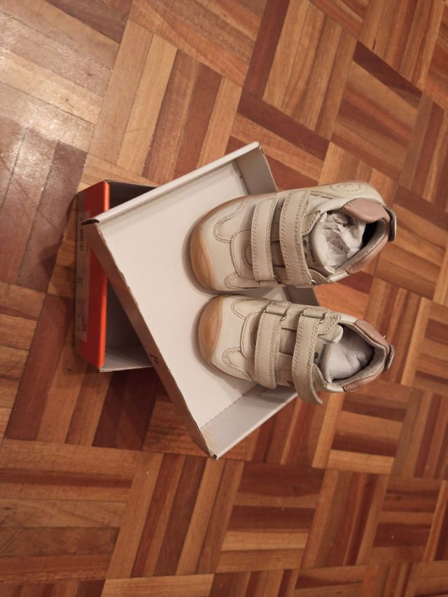 Zapatillas niña Biomecanics