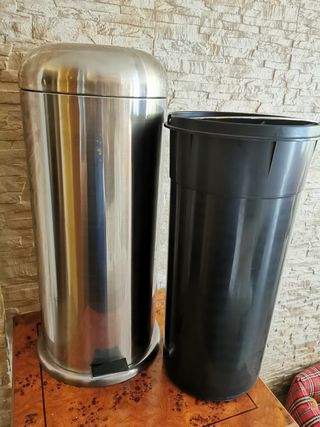 Cubo, papelera, basura o reciclaje para cocina