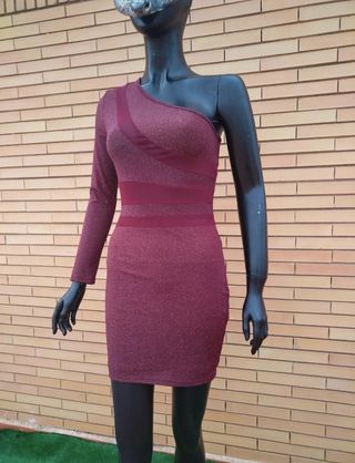 Vestido ajustado de un hombro d malla en contraste