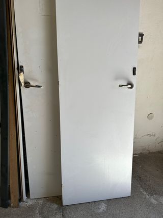 puertas madera lacadas blancas