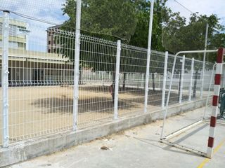 Vallado/puertas metálicas, brezo,verjas