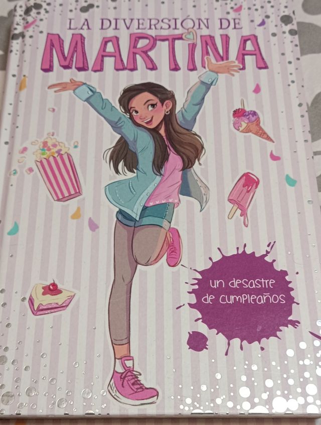 Libro personaje Martina